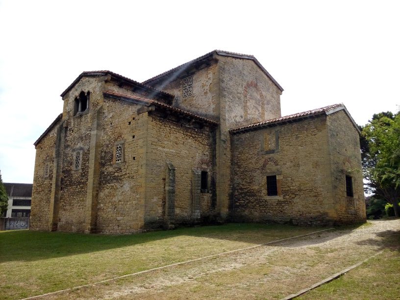 Iglesia de Santullano